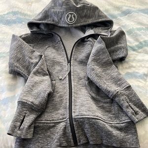 Lululemon scuba hoodie size 4